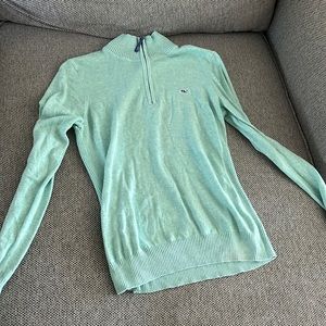Vineyard vines sweater